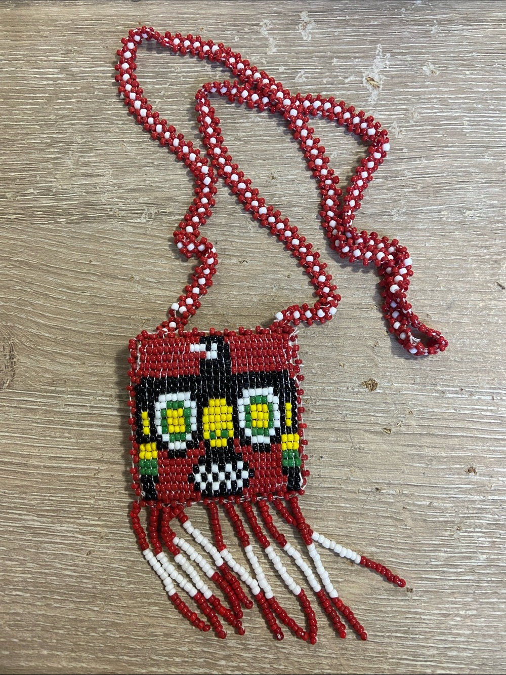 Vintage Native American–Style Beaded Pouch Necklace – 1970s–1980s
